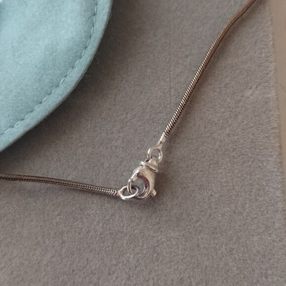 Clio Blue Fish Silver Necklace - Picture 3 of 9